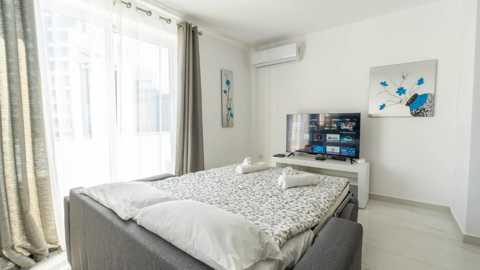 Sliema A26 - 5 Mins Walk To Valletta Ferry - Shopping Mall And Bay Appartamento